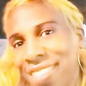 Meet your Posher, Bobbie